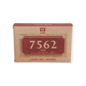 Шу пуэр Да И 7562 (2201), лицевая сторона кирпича 250 г